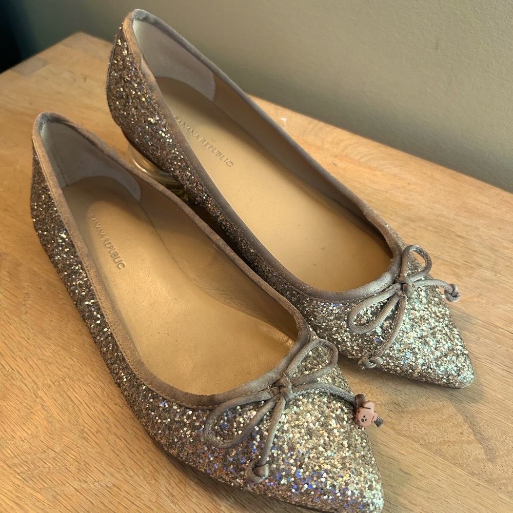 Banana Republic ‘Robin’ sparkle ballet flats